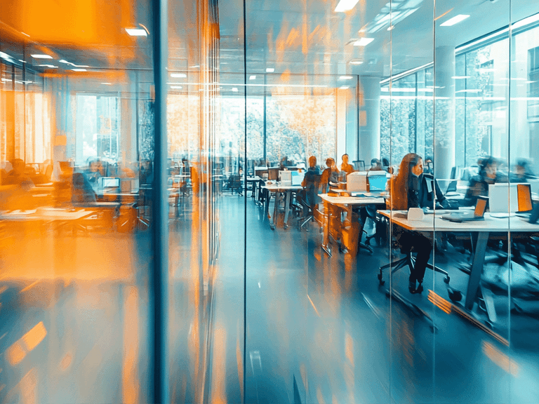 Kuvituskuvassa on moderni työtila.