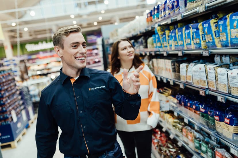 Myyjä, K-supermarket Lempola image