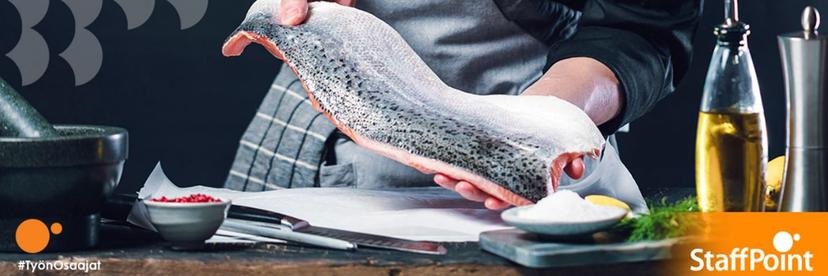 Myyjä palvelutiskille, K-citymarket Klaukkala image