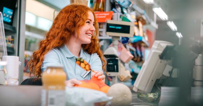 Myyjä, Osuuskauppa Arina, Rovaniemi image