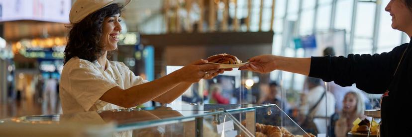 Vuoropäällikkö, Helsinki-Vantaan Lentoasema, Food Court, SSP Finland image