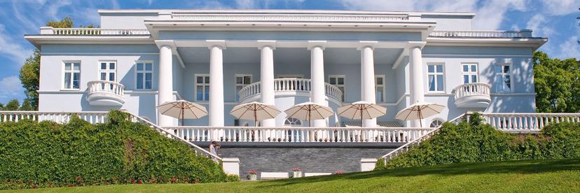 A la carte tarjoilija, Kartano & Kylpylähotelli Haikko, Porvoo, Kesätyö image