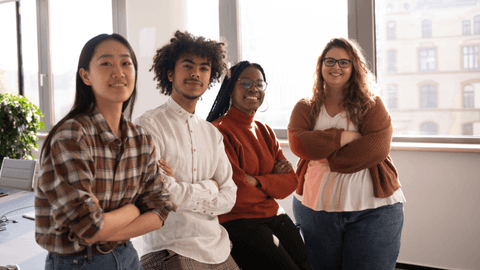 Alexandra Malanin ja Annukka Viikari